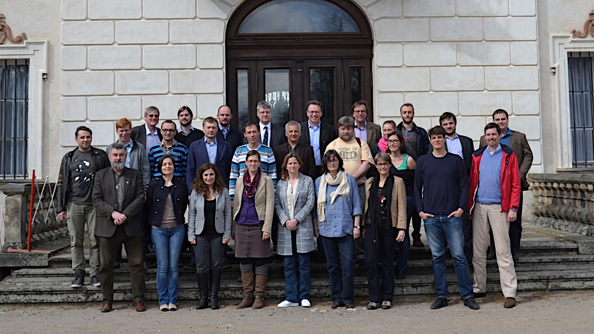 Gruppenbild der Teilnehmer am ECFN/Nomisma.org-Meeting in Nieborów